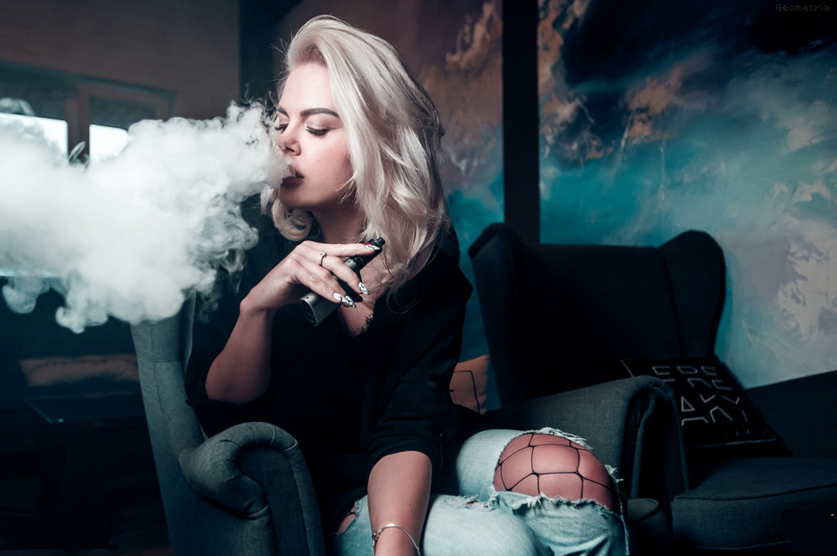 WHY ARE VAPES BETTER THAN CIGARETTE? Magical Marketing